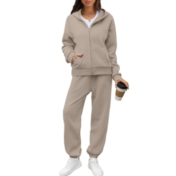 Trendy Women’s Fleece Sweatsuits - Comfort & Style