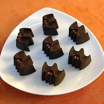 4Pcs/Set Halloween Chocolate Candy Molds, Halloween Bat Pumpkin Witch Hat Ghost Skull Silicone Jello Fat Bomb Molds, Mini Soap Wax Crayon Melt Mould Ice Cube Trays Halloween Party Favor Supplies