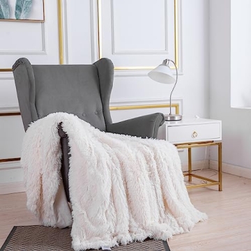 YUSOKI Cream White Faux Fur Throw Blanket - Cozy Plush Luxury