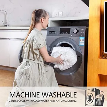 YUSOKI Cream White Faux Fur Throw Blanket - Cozy Plush Luxury