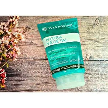 YVES ROCHER Hydra Vegetal Refreshing Gel Cleanser 125ml