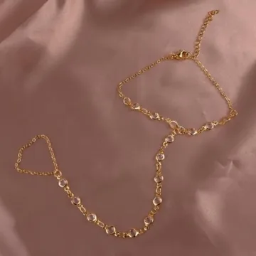 Dainty Hand Chain Bracelet for Elegant Women’s Style