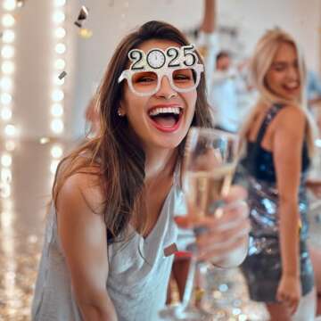 BESTOYARD 2025 New Year Party Eyeglasses Glitter New Years Party Favors Set Funny Photo Prop New Year Eyewear for Costume Party 9Pcs