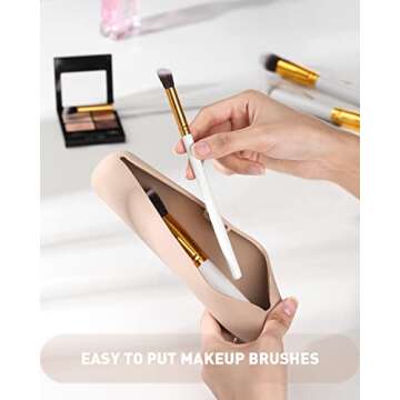 CORNERIA Travel Makeup Brush Case with Magnets lock, Portable Makeup Brush Cosmetic Holder, Soft and Comfortable Makeup Brush Organizer, Fashionable and Beautiful Cosmetic Brush Bag