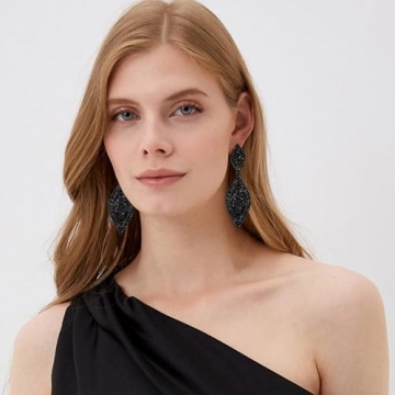 Elegant Flyonce Wedding Earrings - Stunning Design & Comfort