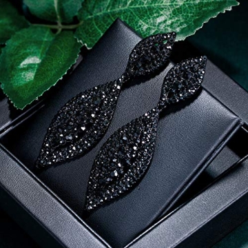 Elegant Flyonce Wedding Earrings - Stunning Design & Comfort