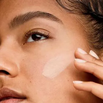 Smashbox Pore Minimizing Primer for Long-lasting Matte Finish