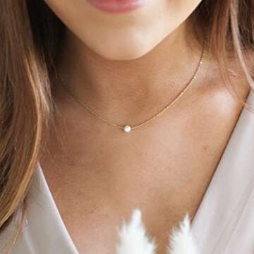 CAROVO Dainty Necklaces for Women 14k Gold Plated One Pearl Necklace Handmade Cultured Freshwater Pearl Everyday Jewelry for Gifts
