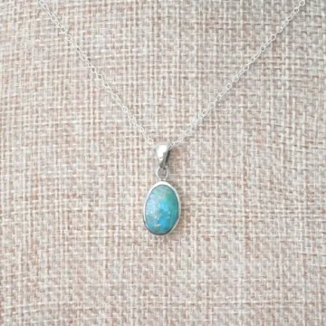 Elegant Natural Turquoise Pendant Necklace in Silver