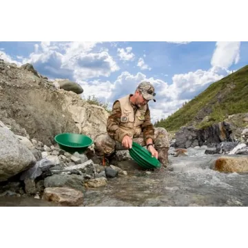 Explore Gold Panning with Garrett Complete Gold Pan Kit