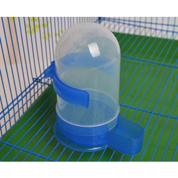 Premium Bird Feeder for Clean Feeding in Small Birds