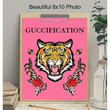 Poster of Gucci Wall Art - Glam Luxury Designer Room Decor - High Fashion Couture Picture for Bedroom, Apartment, Dorm - Gift for Woman, Women, Her, Wife, Fashionista - Cute Modern Home Decoration