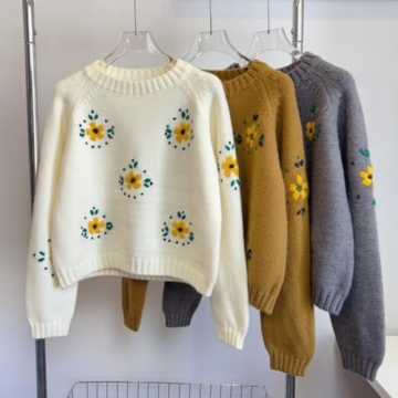 Hesaco Womens Floral Embroidered Chunky Sweater Y2k Long Sleeve Crewneck Cute Knit Sweater Pullover Preppy Clothes (Coffee,Medium)