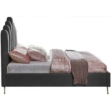 Stylish Meridian Furniture Lily Upholstered Bed