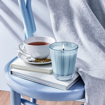 NEST New York Driftwood & Chamomile Candle - 60 Hour Burn