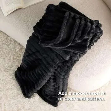 Bedsure Black Fleece Blanket for Luxe Comfort and Style