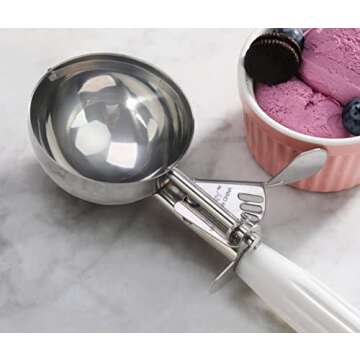 New Star Foodservice 34745 Commercial-Grade Thumb Press Food Disher/Ice Cream Scoop, 18/8 Stainless Steel, 4.67 oz, Size 6, White