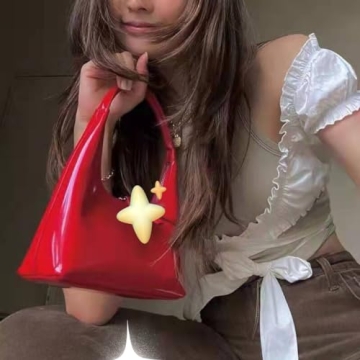 Chic Red Leather Crossbody Bag for Every Occasion