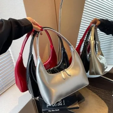 Chic Red Leather Crossbody Bag for Every Occasion