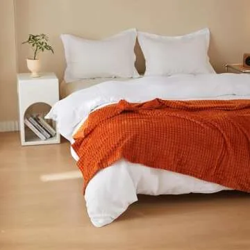 Simple&Opulence Burnt Orange Throw Blanket for Couch-Super Soft Fluffy Blankets for Women 50x70 Inches Cozy Lightweight Fleece Blanket for Home Decor