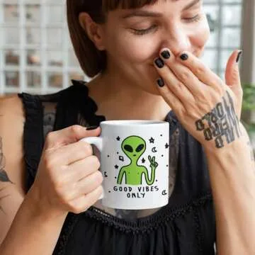 LookHUMAN Good Vibes Only Alien Coffee Mug