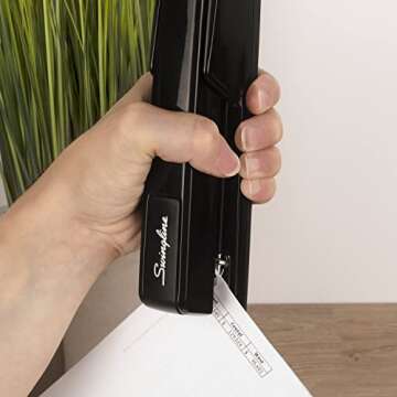 Swingline Stapler, 30 Sheet Capacity, 747 Classic Stapler, Jam Free, Metal, Black (74701)