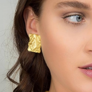 Shop ENVYOU Stylish Chunky Geometric Earrings for Women
