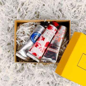 Uptotop 1/2LB Crinkle Cut Paper Shred Filler for Gift Wrapping Basket Filling, Birthday, Christmas, Thanksgiving, Wedding, Mother's Day (White)