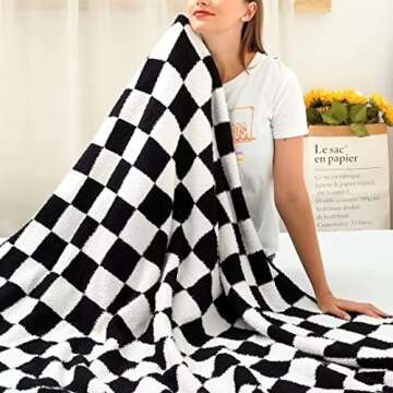 Ultra Soft Checkered Blanket Cozy Buffalo Check Throw Fluffy Knitted Reversible Throw Blanket Lightweight Fleece Checkerboard Grid Blanket for Sofa Couch Bed Travel, Classic Black, 51''x63''