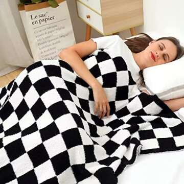 Ultra Soft Checkered Blanket Cozy Buffalo Check Throw Fluffy Knitted Reversible Throw Blanket Lightweight Fleece Checkerboard Grid Blanket for Sofa Couch Bed Travel, Classic Black, 51''x63''
