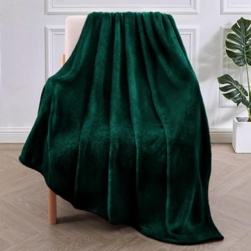 Luxurious Fleece Throw Blanket for All Seasons Comfort