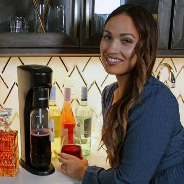 Drinkmate OmniFizz Sparkling Water and Soda Maker, Carbonates Any Drink, with 3oz CO2 Test Cylinder (Matte Black)