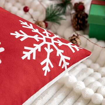 MIULEE Christmas Pillow Covers 18 X 18 Set of 2 Winter Snowflake Decorative Pillow Cases Merry Christmas Red Holiday Decor Throw Cushion Case for Couch Bed Sofa Living Room Bedroom