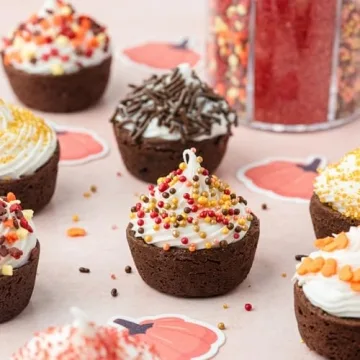 Sweets Indeed Fall 6-Cell Sprinkle Jar for Baking