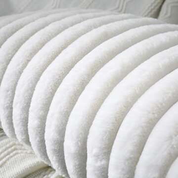 Stylish Faux Fur Lumbar Pillow Covers for Home Decor