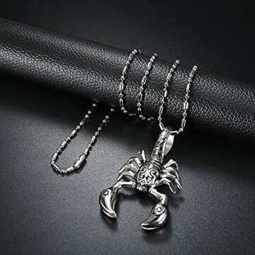 OIDEA Gothic Scorpion Pendant Necklace for Men and Women