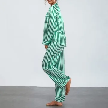 Women Christmas Pajamas Set - Cozy and Stylish Sleepwear