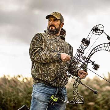 Mossy Oak Men’s Vintage Camo Hunt Hoodie, Original Bottomland, Medium