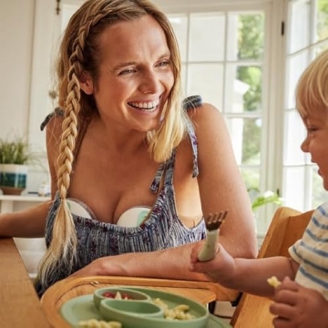 Willow 360 Wearable Breast Pump - Hands-Free, Leak-Proof, App Compatible