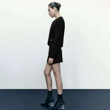 Elegant URBAN REVIVO Cropped Tweed Blazer for Women