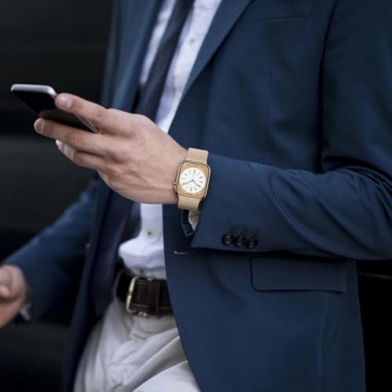 Milanese Loop for Apple Watch - Stylish Adjustable Bands