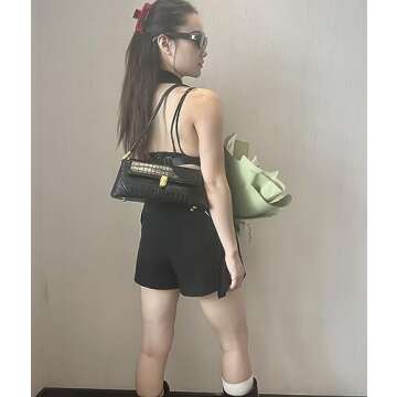 Women Black Shoulder Bags Crocodile Pattern Vintage Handbag Retro Classic Purse 90s Buckle Closure