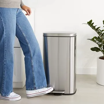 Elegant 30L Stainless Steel Trash Can with Pedal