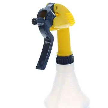 Zep Professional 32 oz. Sprayer Bottle - Adjustable Nozzle