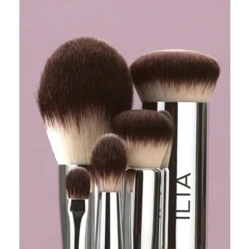 ILIA Perfecting Buff Brush - Vegan, Non-Toxic Makeup Tool
