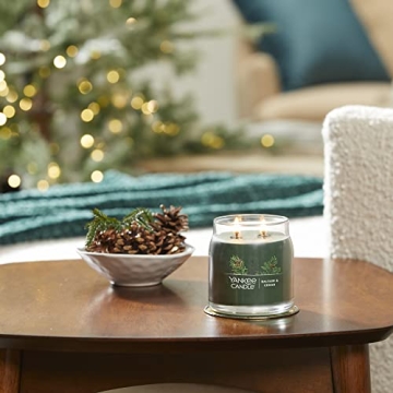Yankee Candle Balsam & Cedar Medium Jar - 35+ Hours