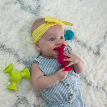 Fat Brain Toys pipSquigz - Fun Baby Sensory Toy