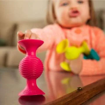 Fat Brain Toys pipSquigz - Fun Baby Sensory Toy