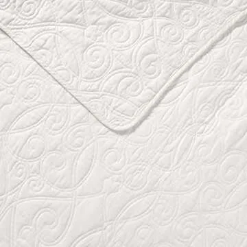 Laura Ashley Felicity Collection Quilt Set-100% Cotton, Reversible, All Season Bedding with Matching Sham(s), Pre-Washed for Added Softness, Queen, White