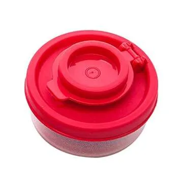 DILYluer Salt and Pepper Shakers Moisture Proof Set Mini Salt Shaker Camping Picnic Lunch Boxes Spice Jar Dispenser (Red, 4x)